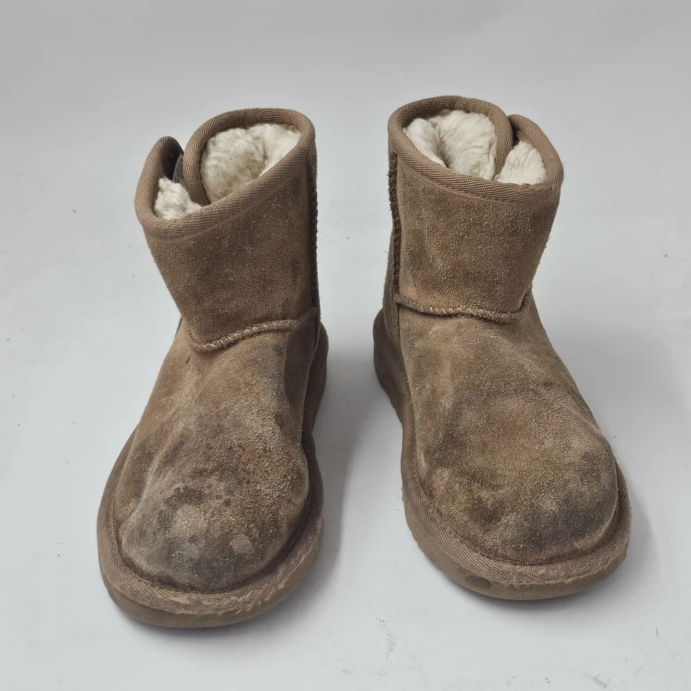 UGG Jona Chestnut Suede Sheepskin Lined Kids Winter Boots Toddler Size 12